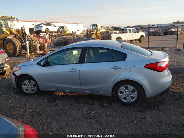 KIA FORTE LX 2016 KNAFK4A68G5588206 Image 15