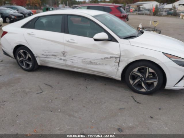 5NPLS4AG4PH111979 Hyundai ELANTRA SEL