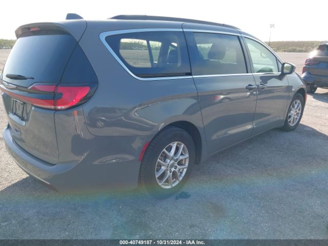 2022 CHRYSLER PACIFICA 2C4RC1BG9NR138566 Photo 3