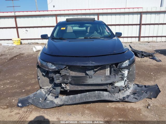 1G1ZD5ST0NF125819 Chevrolet Malibu Fwd Lt