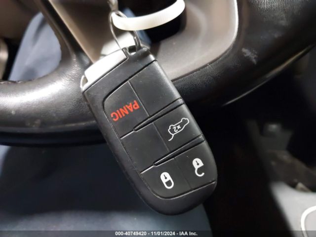 1C4RDJAG8KC733959 Dodge Durango Sxt Awd