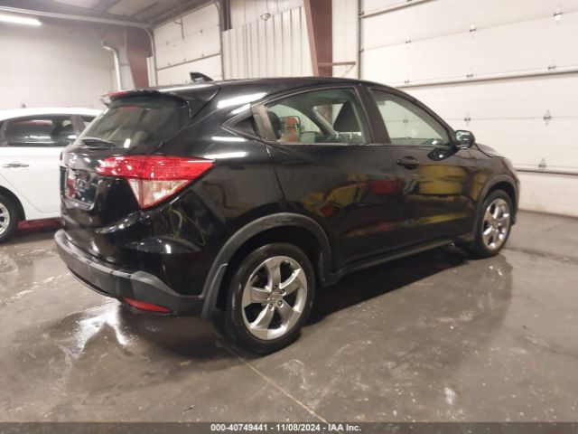 3CZRU5H34JG700618 Honda HR-V LX