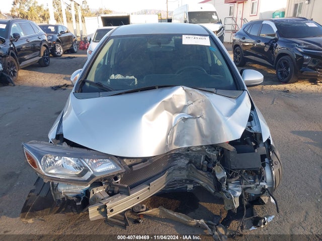 Honda FIT LX 2015 3HGGK5H54FM716378 Image 13