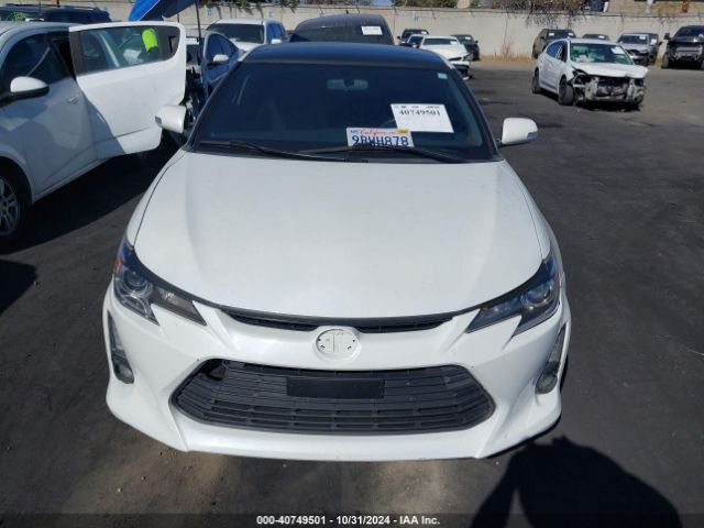 JTKJF5C73GJ022662 Scion TC