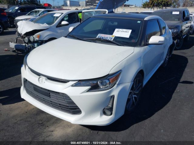 JTKJF5C73GJ022662 Scion TC