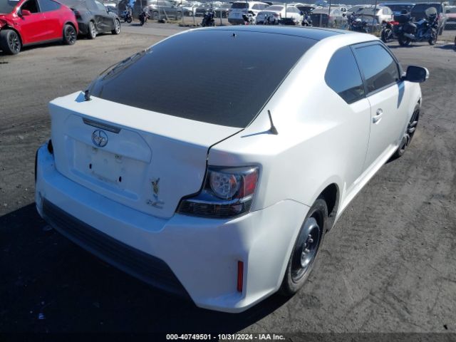 JTKJF5C73GJ022662 Scion TC
