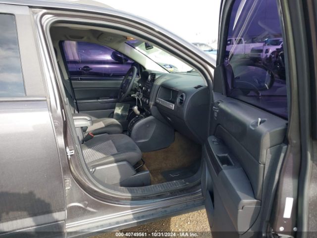 1C4NJCBA9HD123763 Jeep Compass Sport Fwd