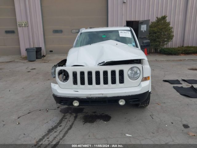 1C4NJPBA4FD328959 Jeep Patriot Altitude Edition