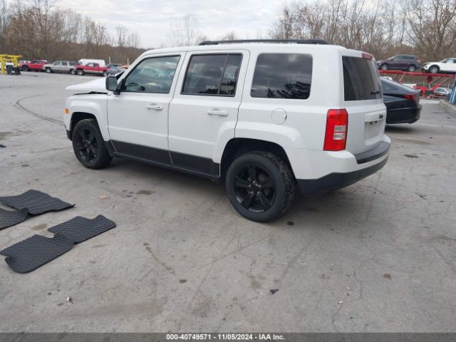 1C4NJPBA4FD328959 Jeep Patriot Altitude Edition