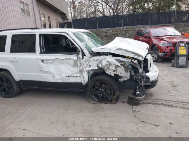 1C4NJPBA4FD328959 Jeep Patriot Altitude Edition