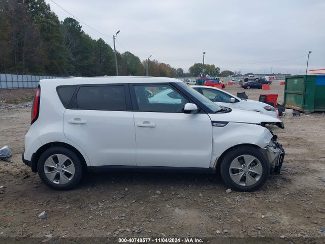 KIA Soul 2015 KNDJN2A24F7228567 Image 14