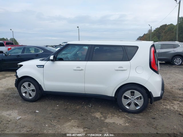 KIA Soul 2015 KNDJN2A24F7228567 Image 15