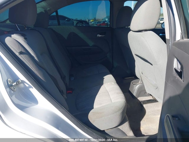 Chevrolet Sonic Lt Auto 2014 1G1JC5SH3E4100565 Image 8