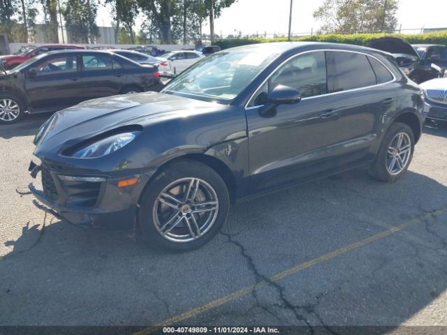 2017 PORSCHE MACAN WP1AB2A57HLB13389 Photo 1