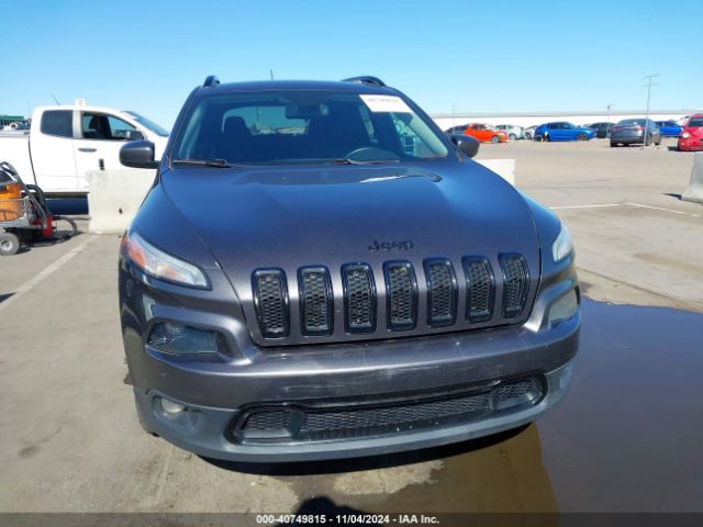 1C4PJMCX7JD506477 Jeep Cherokee Latitude 4x4