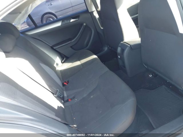 3VWD17AJ5FM258371 Volkswagen Jetta 1.8t Se