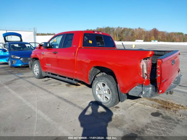 5TFUW5F17HX668927 Toyota Tundra Sr5 5.7l V8