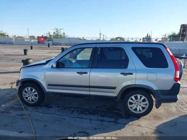 40750002 :رقم المزاد ، JHLRD78805C053837 vin ، 2005 Honda Cr-v Ex مزاد بيع