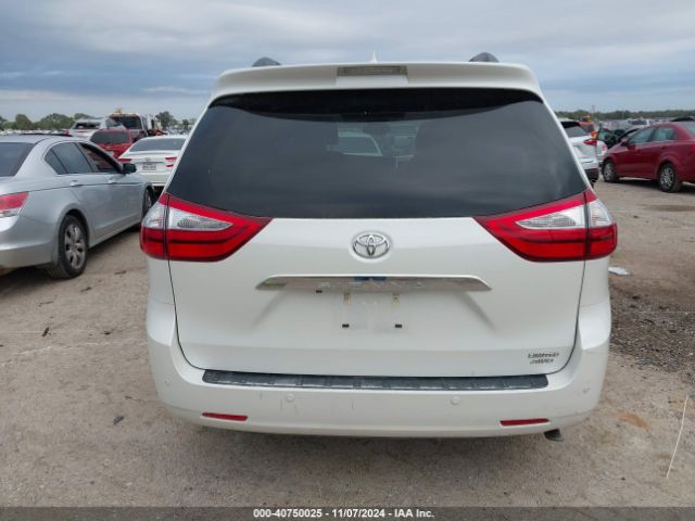5TDDZ3DC5HS185832 Toyota Sienna Limited 7 Passenger