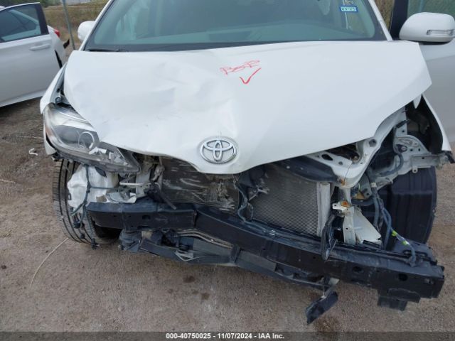 5TDDZ3DC5HS185832 Toyota Sienna Limited 7 Passenger