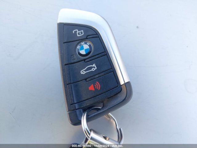 3MW5R1J04M8B64084 BMW 330I