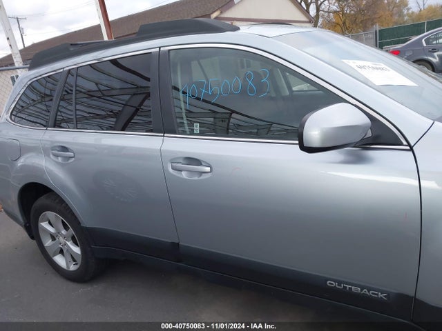 Subaru Outback 2.5i Premium 2014 4S4BRBCC6E3265345 Image 13