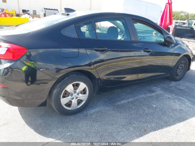 1G1BC5SM2H7132234 Chevrolet Cruze Ls Auto