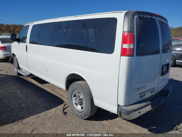 Chevrolet Express 3500 Lt 2017 1GBZGPFG9H1195140 Image 3