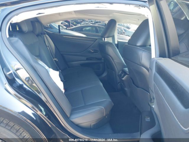 58ADA1C15RU053988 Lexus ES 300H