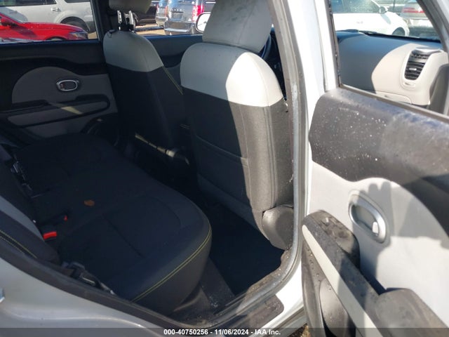 KIA SOUL + 2015 KNDJP3A52F7802190 Image 8