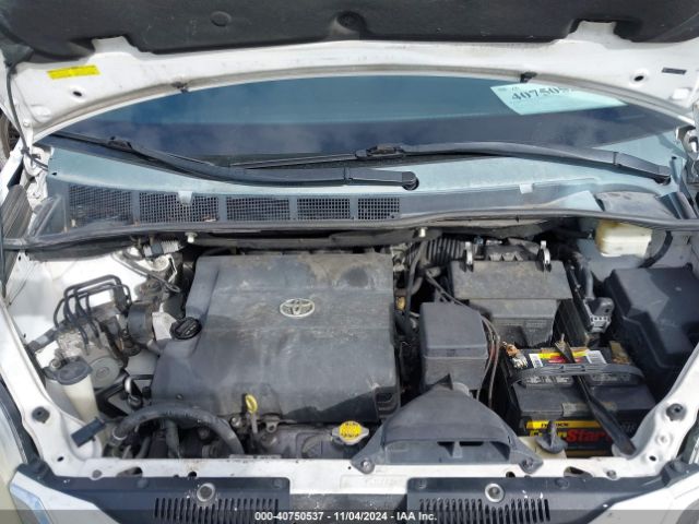 5TDKK3DC3FS563235 Toyota Sienna Le 8 Passenger