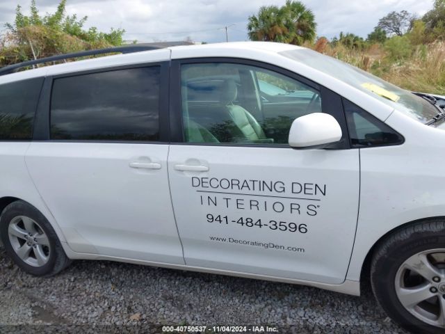 5TDKK3DC3FS563235 Toyota Sienna Le 8 Passenger