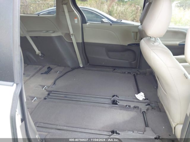 5TDKK3DC3FS563235 Toyota Sienna Le 8 Passenger