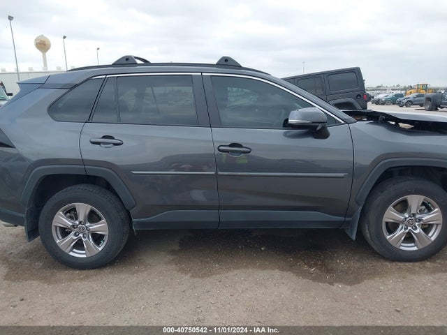 Toyota Rav4 Xle 2023 2T3W1RFV1PW282332 Image 13