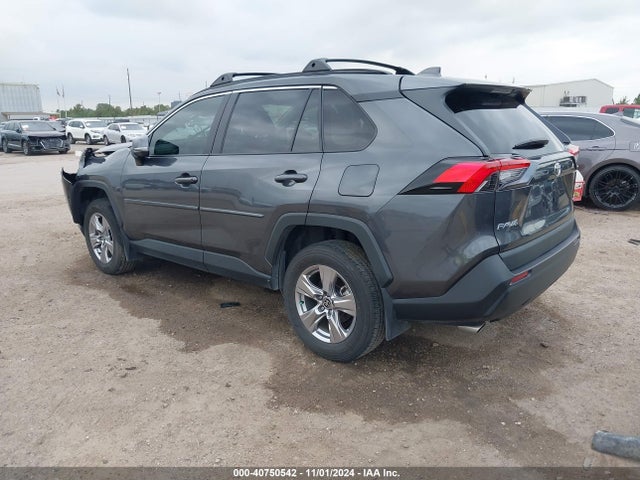 Toyota Rav4 Xle 2023 2T3W1RFV1PW282332 Image 3
