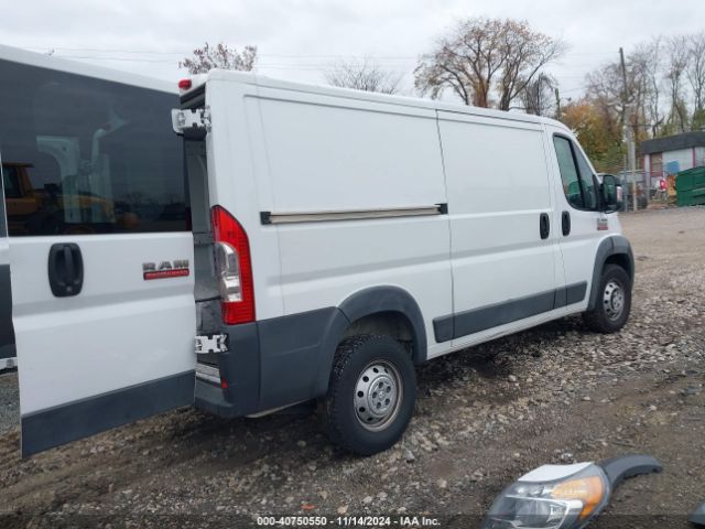 3C6TRVAG0JE104841 RAM Promaster 1500 Low Roof 136 Wb