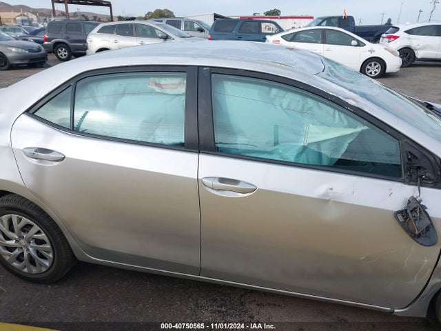 Toyota COROLLA LE 2018 2T1BURHE1JC103744 Image 14