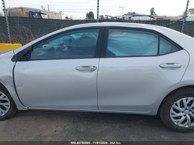 Toyota COROLLA LE 2018 2T1BURHE1JC103744 Image 15