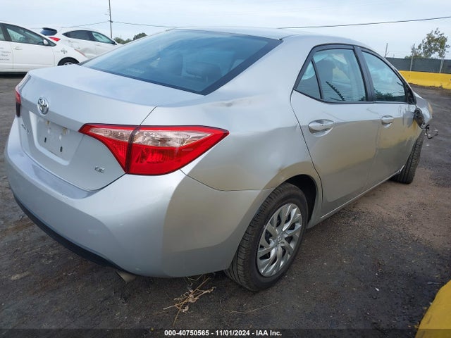 Toyota COROLLA LE 2018 2T1BURHE1JC103744 Image 4