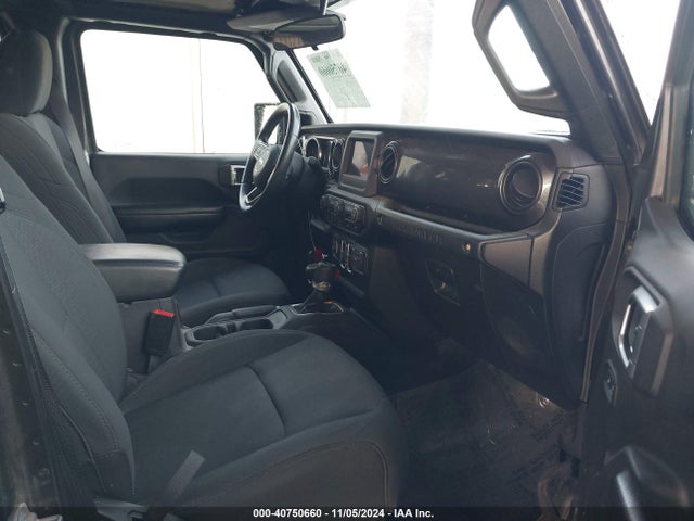 1C4HJXDN8LW120869 Jeep Wrangler Unlimited Sport Altitude 4x4