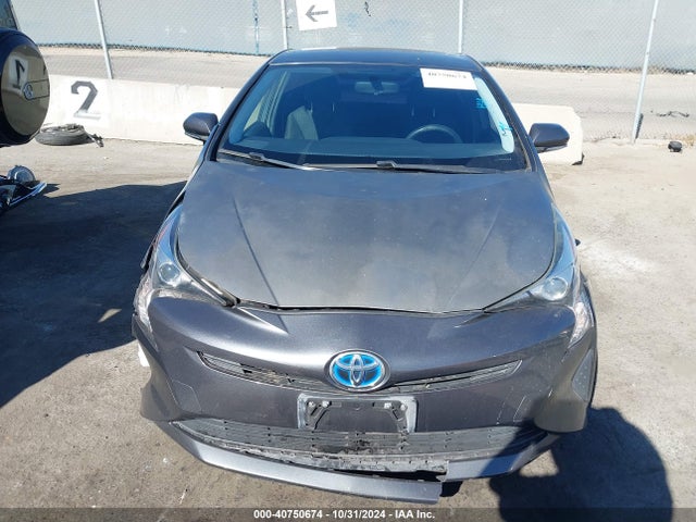 Toyota Prius Two 2016 JTDKBRFU6G3011868 Image 12