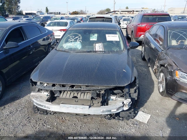 Honda ACCORD LX 2018 1HGCV1F13JA084140 Image 12