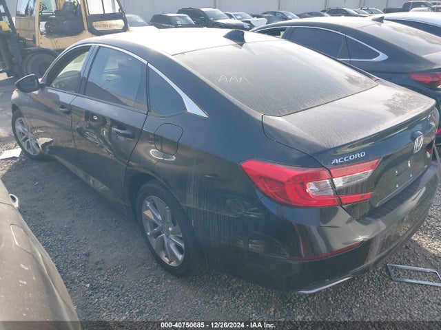 Honda ACCORD LX 2018 1HGCV1F13JA084140 Image 3