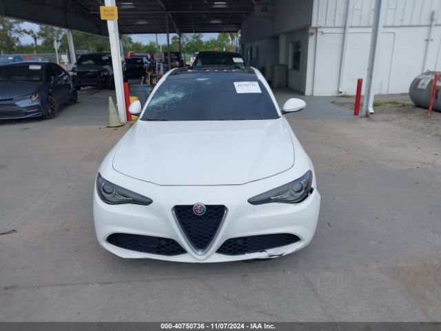 ZARFAECN6J7594197 Alfa Romeo Giulia Ti Lusso Rwd