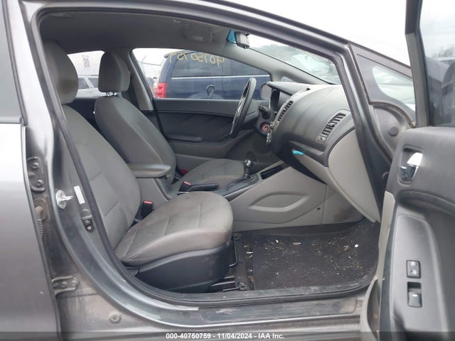 KIA FORTE LX 2016 KNAFX4A62G5560290 Image 5