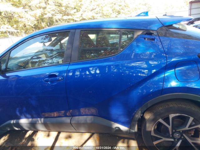 JTNKHMBX8J1011452 Toyota C-HR XLE
