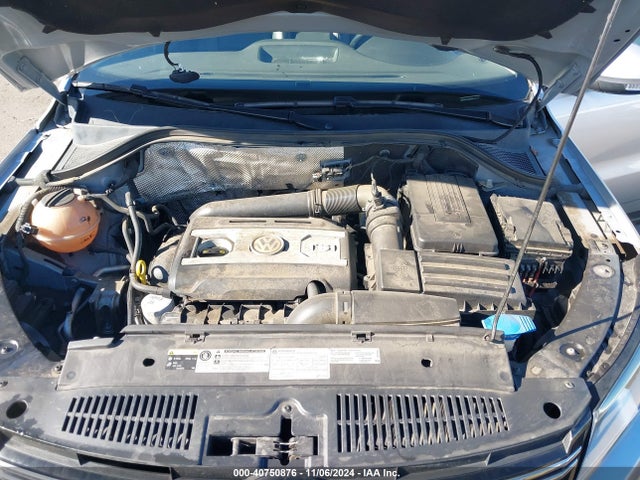 WVGAV7AX8HK034130 Volkswagen Tiguan 2.0t/2.0t S