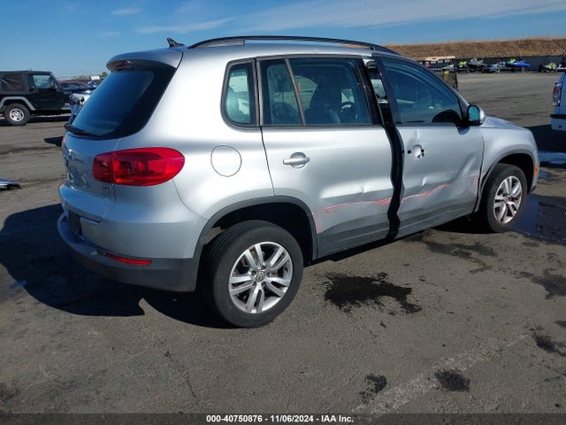WVGAV7AX8HK034130 Volkswagen Tiguan 2.0t/2.0t S