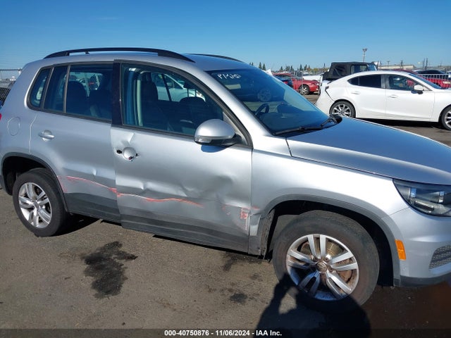 WVGAV7AX8HK034130 Volkswagen Tiguan 2.0t/2.0t S