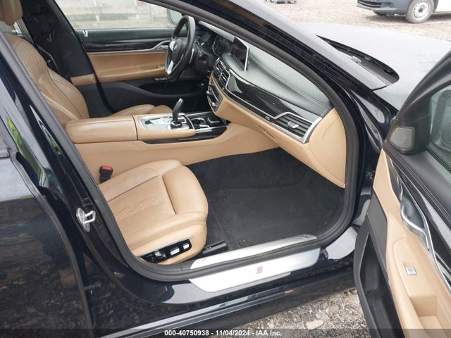 WBA7F2C55GG419993 BMW 750i Xdrive
